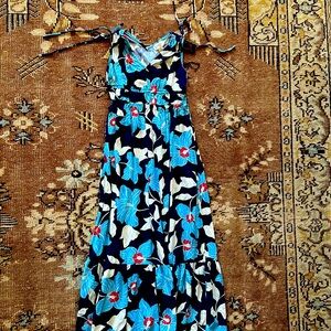 Jessica Simpson dress